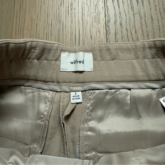 Aritzia Wilfred Limitless Pant 2 - worn once! - Picture 3 of 9